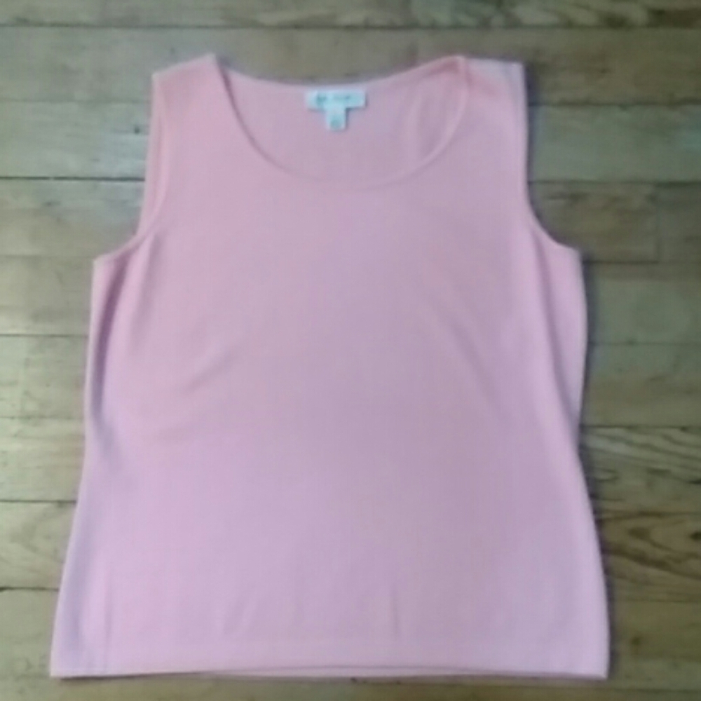 Pre-owned St. John Knit Pink Basic Tank